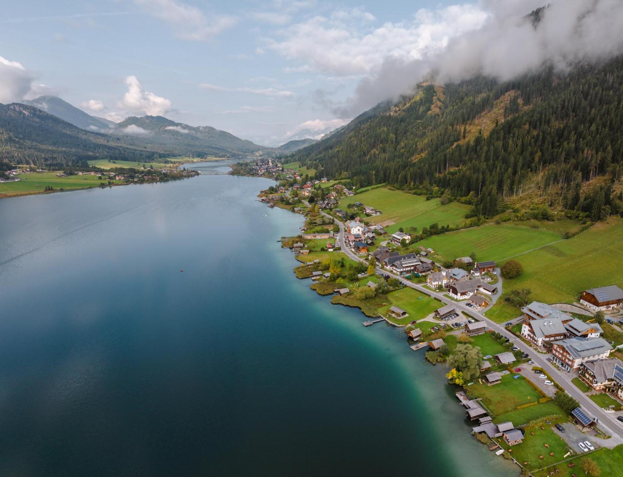 Stampferhof Hotel Weissensee Bagian luar foto